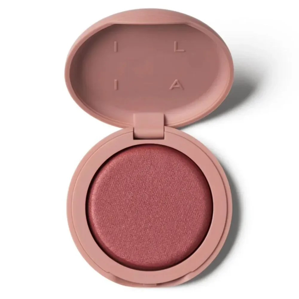 ILIA Soft Focus Blurring Blush - Talc-Free Powder Blush Color is Wonder